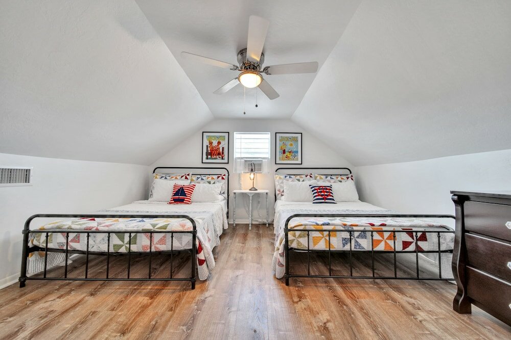 Фото The Bikini Bungalow