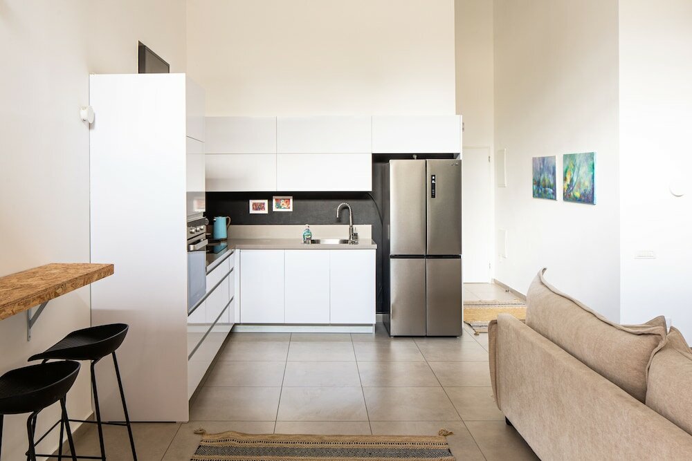 Фото Cozy 2bdr with Parking