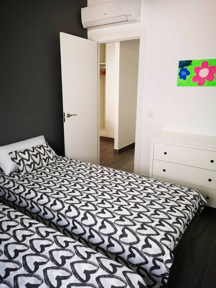 Фото Bnbook Medea Apartments