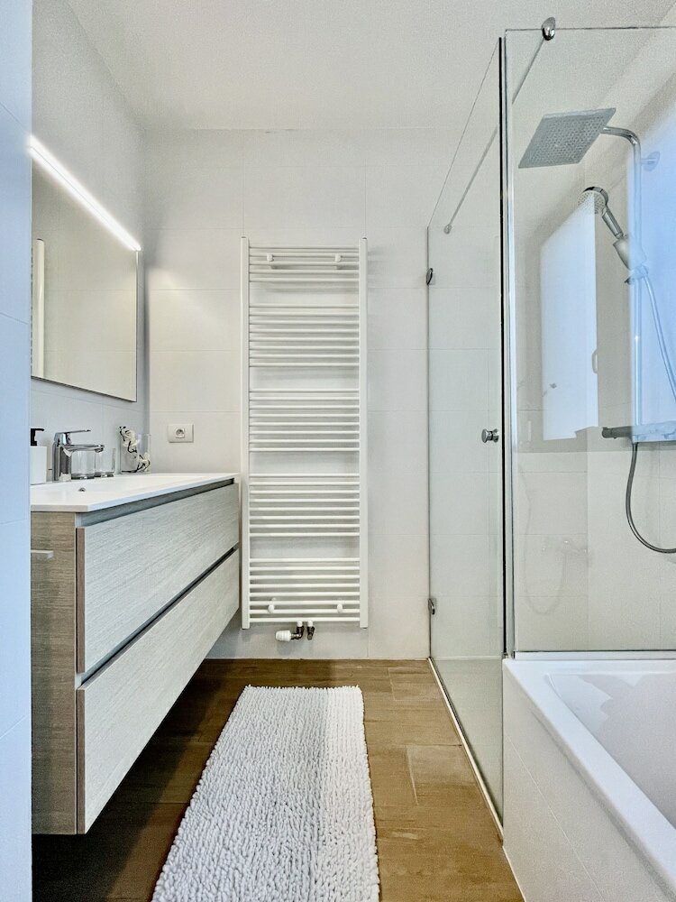 Фото One Lux Stay near Diamond District