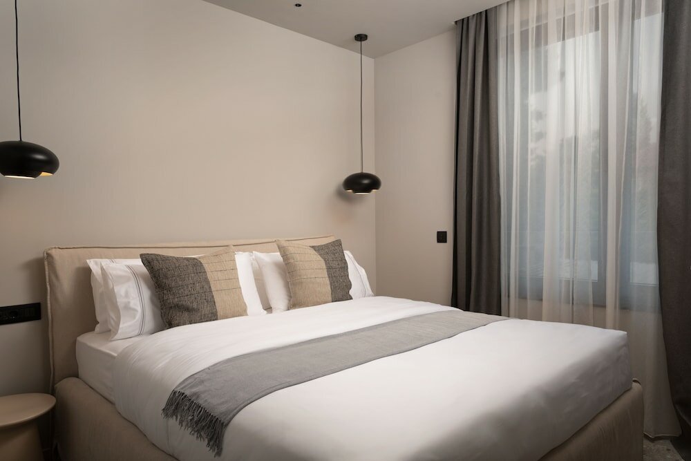 Фото La Vista Suites