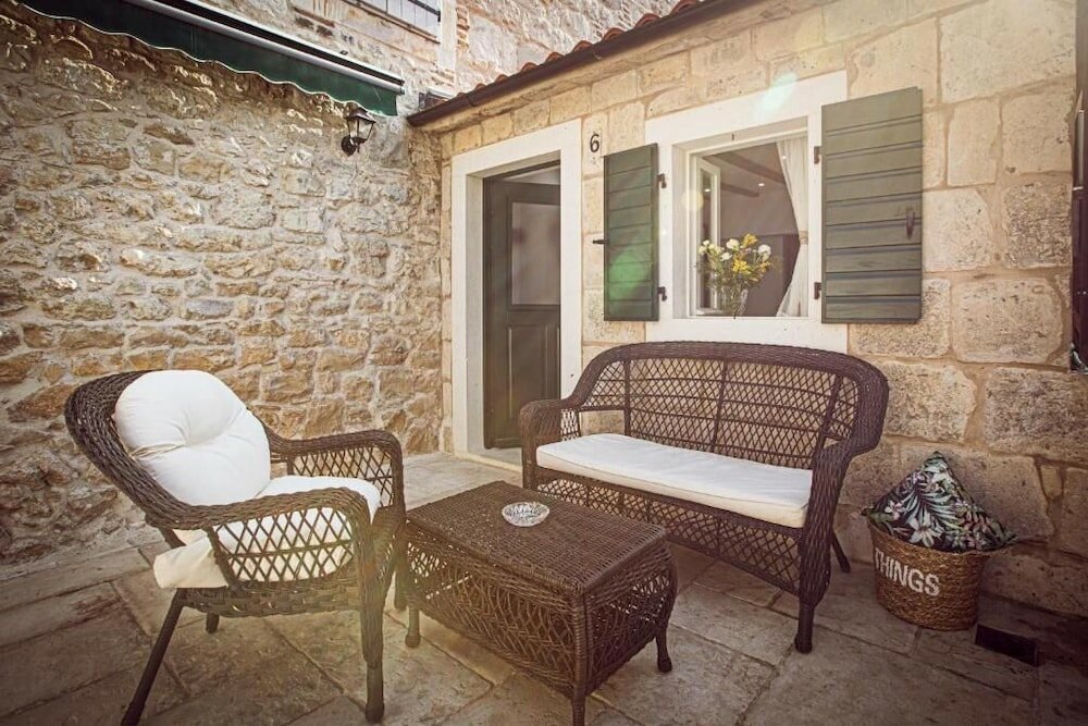 Фото Theatre Luxury Rooms