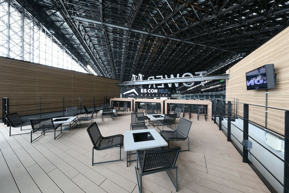 Фото Tower Eleven Hotel