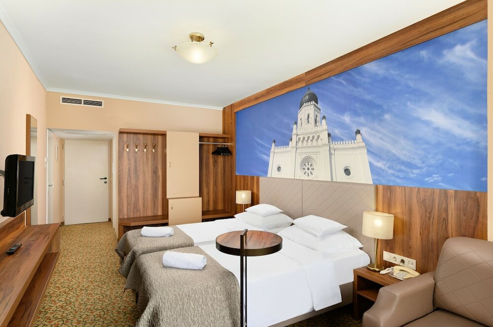 Фото Aranyhomok Business-City-Wellness Hotel
