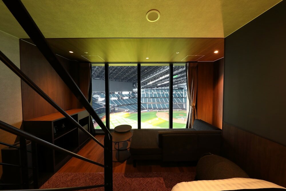 Фото Tower Eleven Hotel