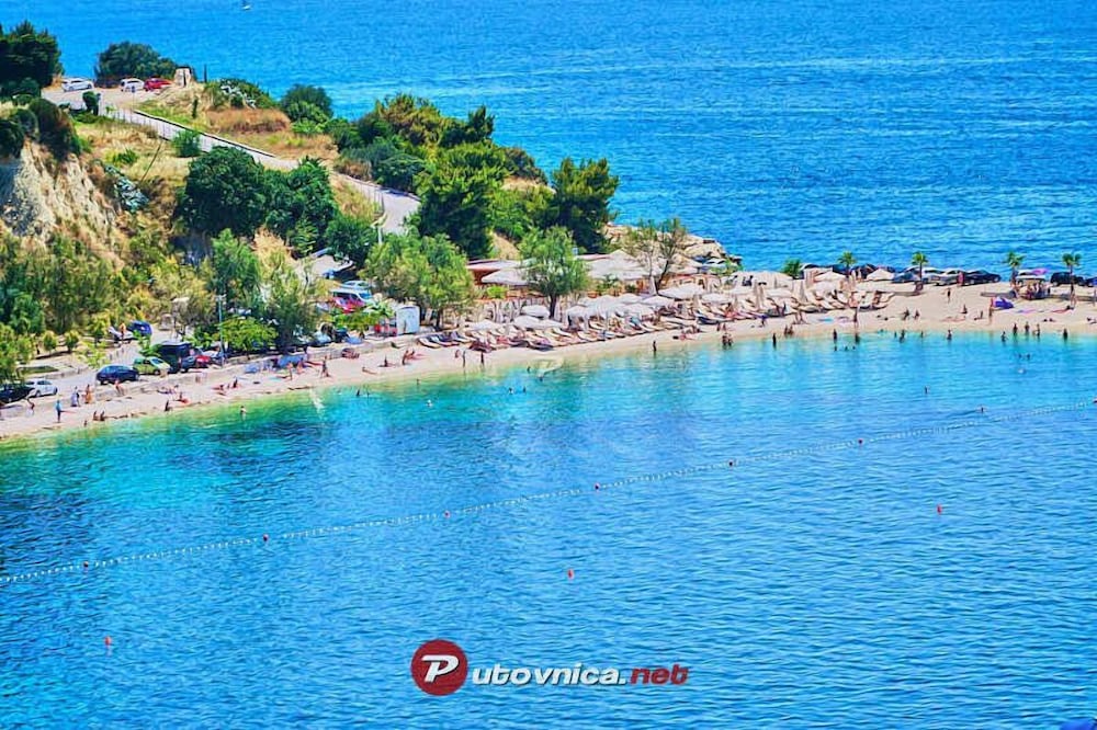 Фото Poetry House