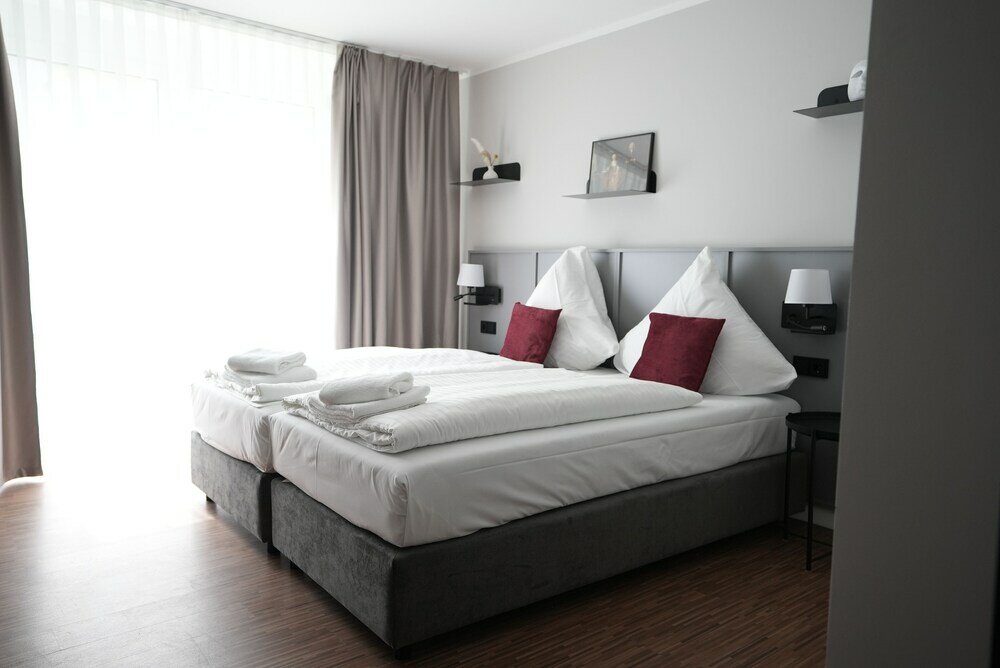 Фото Boutique Kaiser - Hotel & Apartments