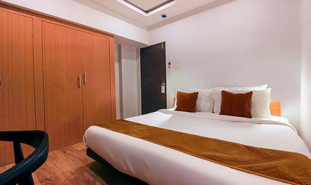 Фото Fabhotel Mallikarjun Residency