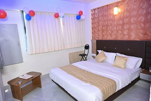 Гостиница Fabhotel Avadh Palace в Ахмадабаде
