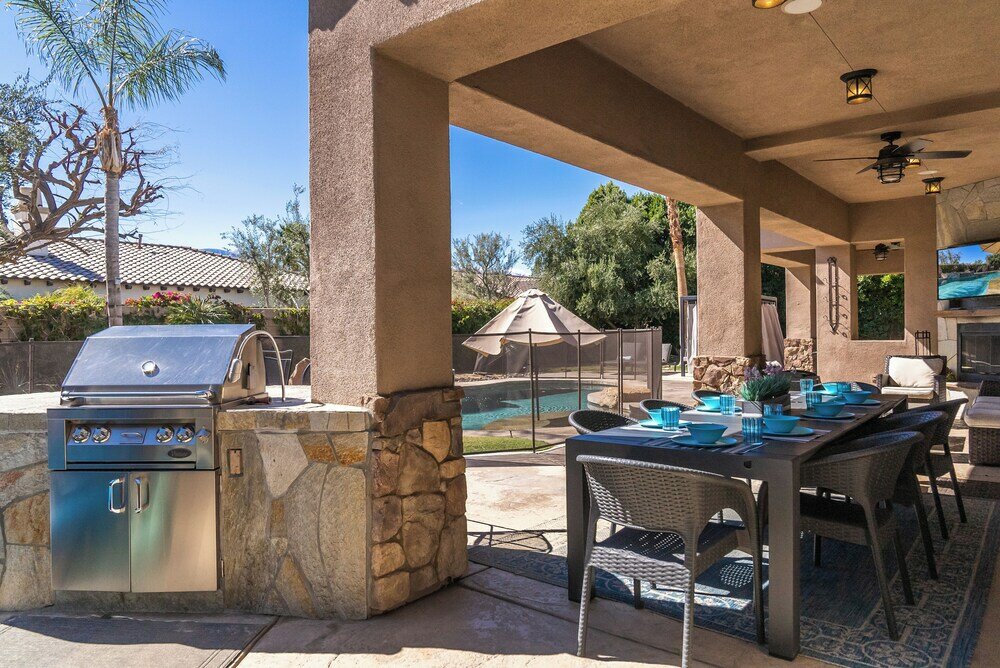 Фото Casa Serenity Luxury Living w Pool & Jacuzzi