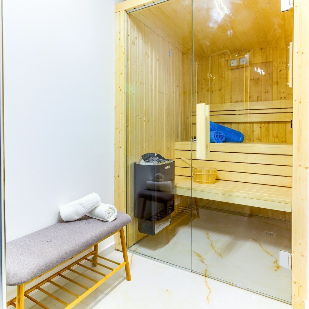 Фото Irini Luxury Rooms