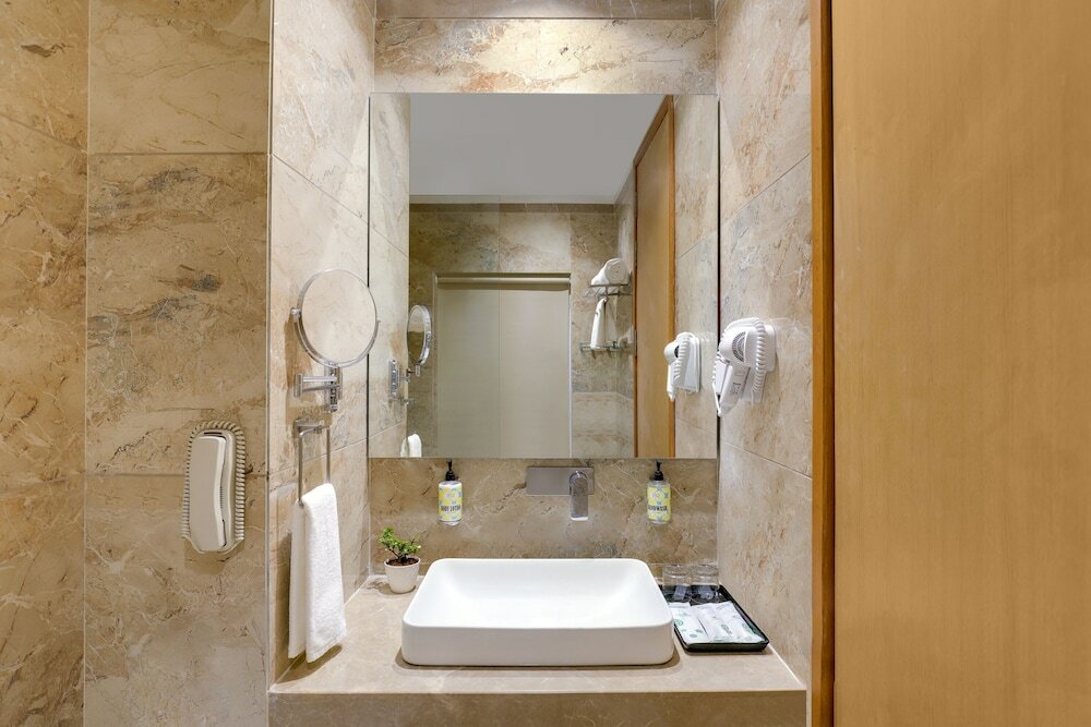 Фото Lemon Tree Hotel Agra