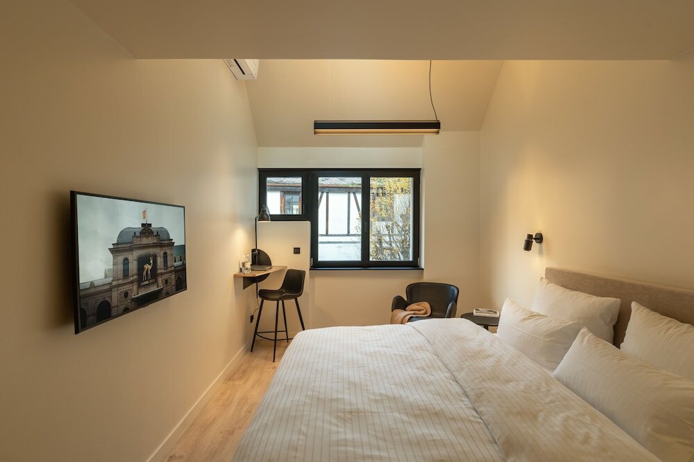 Фото The Adams - Self Check-in Design Hotel