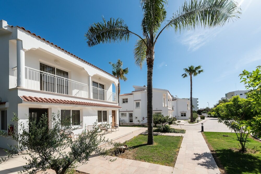 Фото Fig Tree Z Holiday Villas