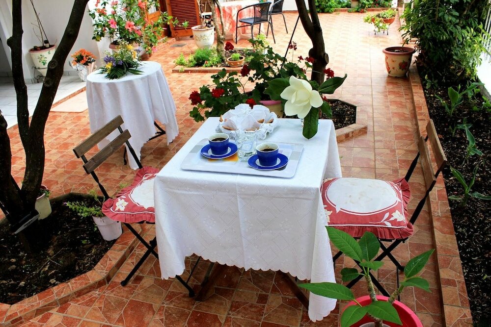 Фото Vaya Zorba Studios