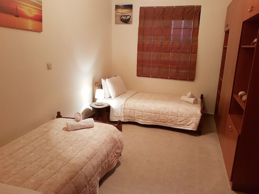 Фото Melinas Apartments Rhodes