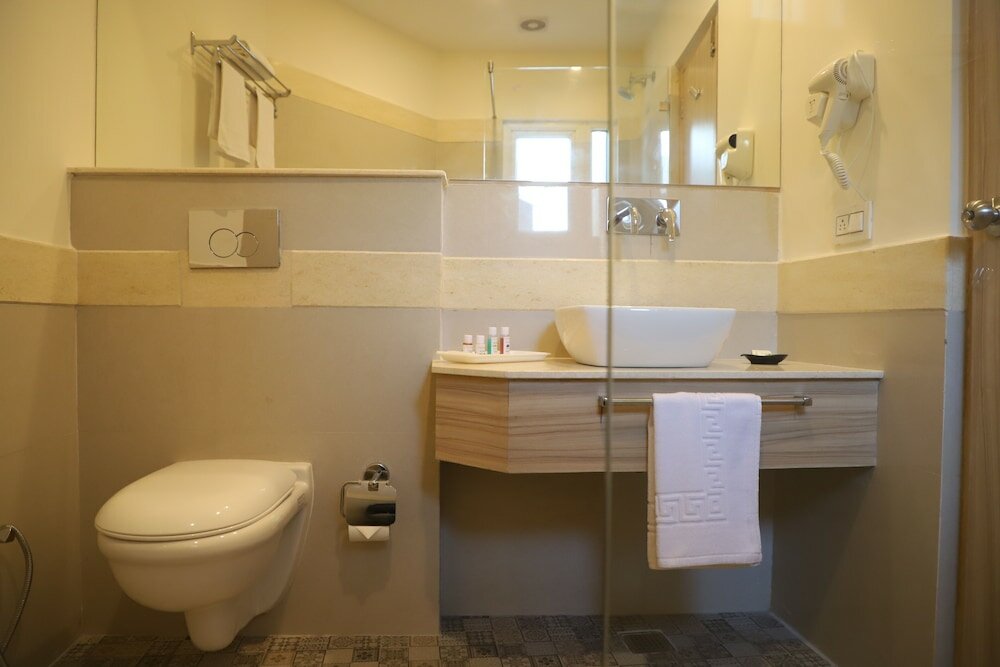 Фото Hotel Mayvilas