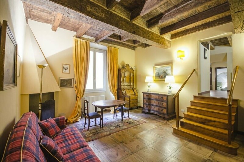 Апартаменты Garisenda Lodge в Болонье
