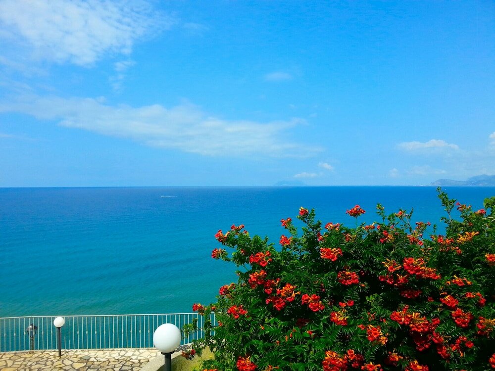 Фото Casa Omero Sperlongaresort