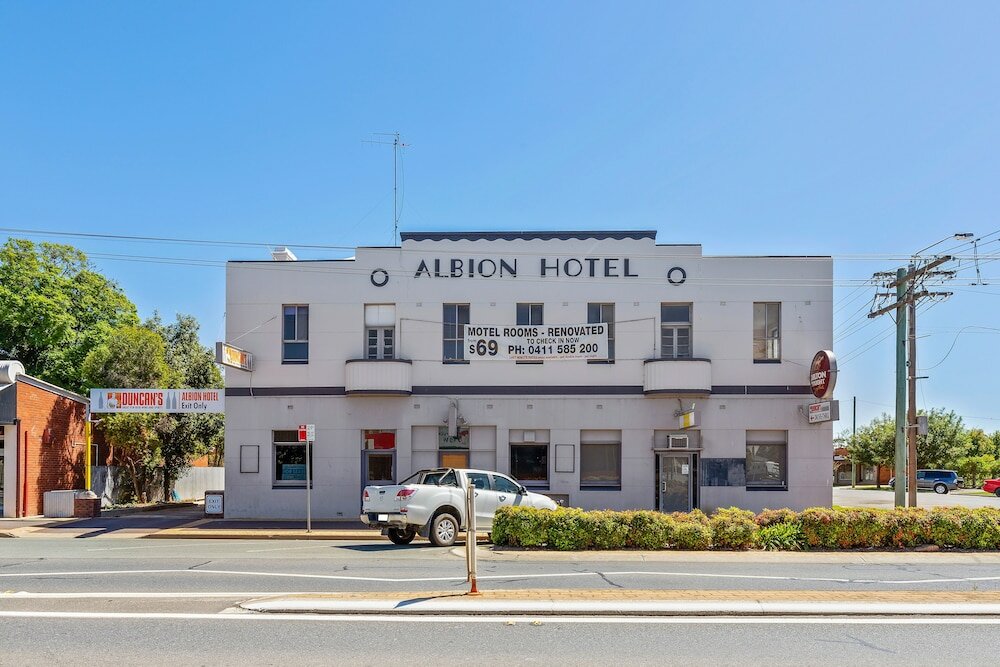 Фото Albion Hotel Motel