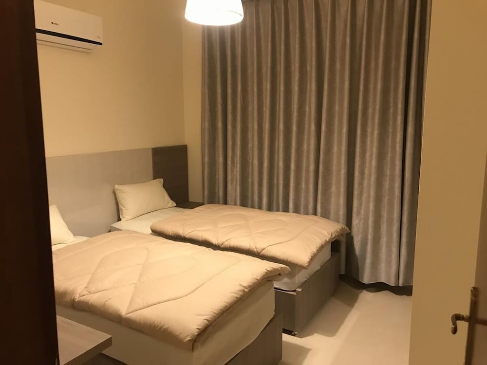 Фото Al Jawad Suits 2