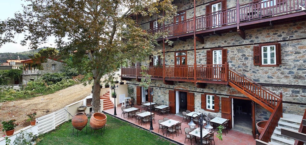 Фото отеля 3