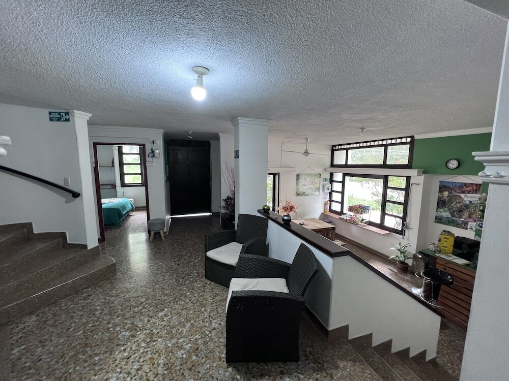 Фото Green Door Boutique