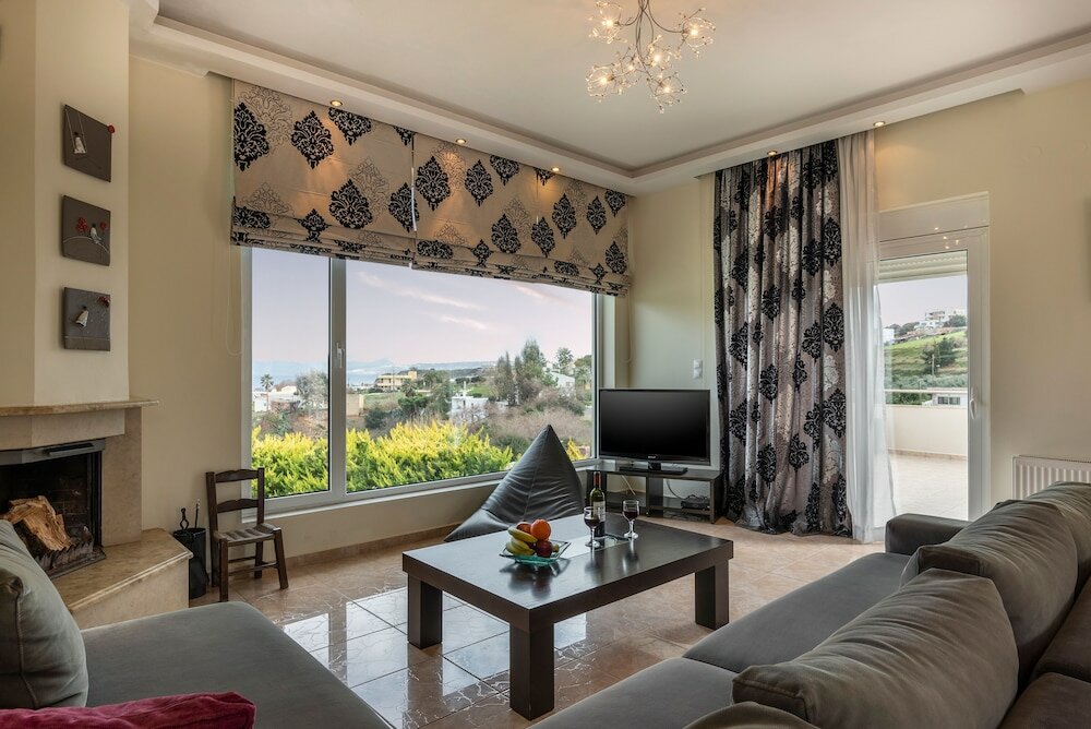 Фото Villa Familia Chania