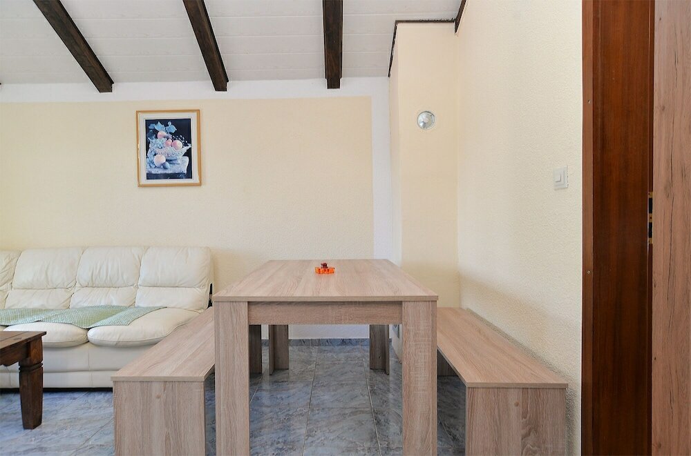 Фото Apartment 1976