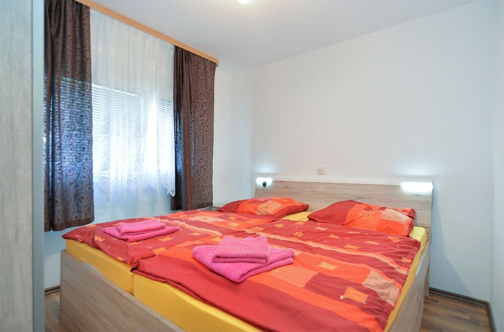 Фото Apartment 1976