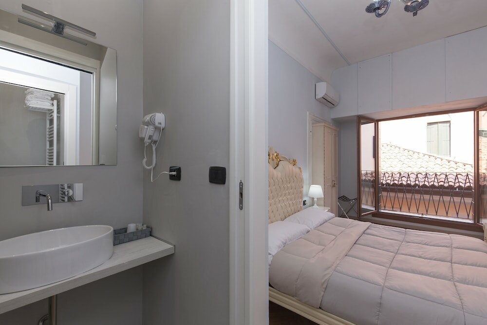 Фото Simon' Secret