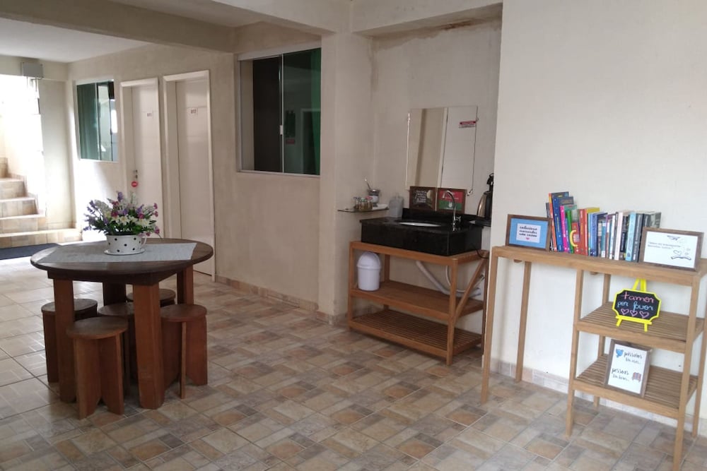 Фото Oyo Costa Serena Hotel