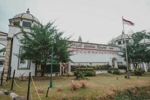 Гостиница RedDoorz Premium @ Jalan Pal 10 Jambi