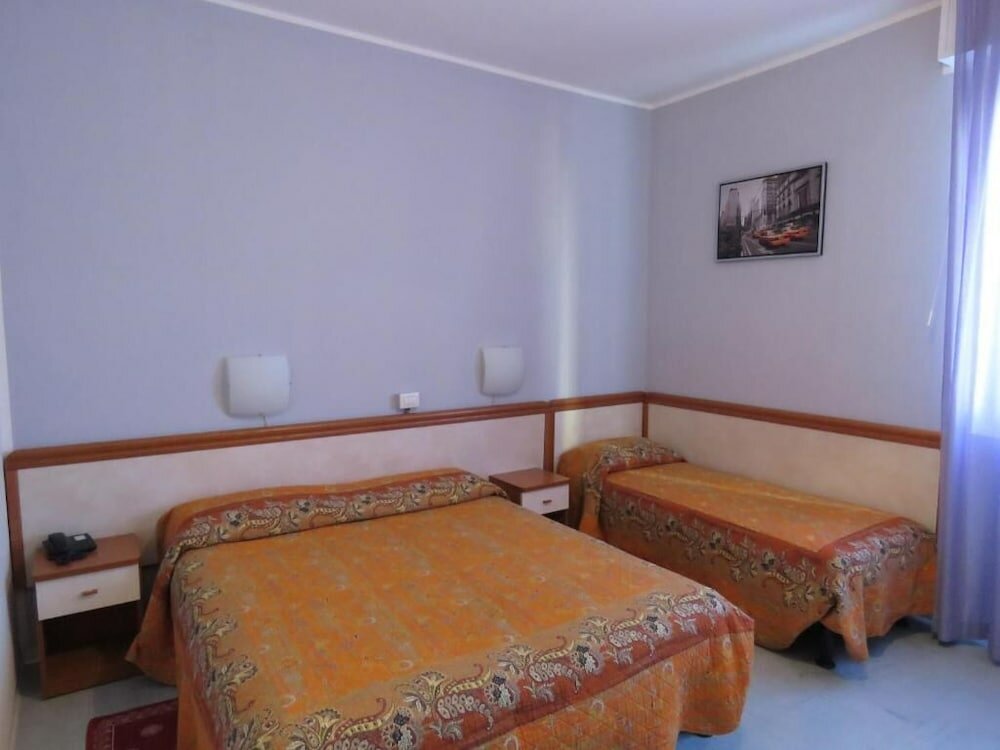 Фото Hotel Marta Forlì