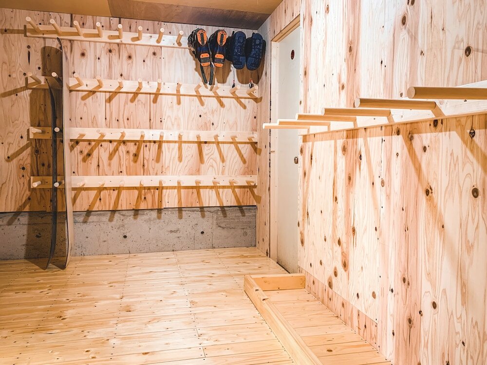 Фото Niseko Ski Lodge