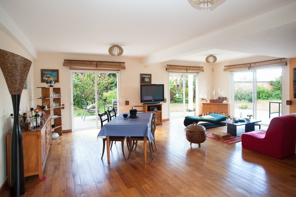 Фото Chambres De L'île Rouge