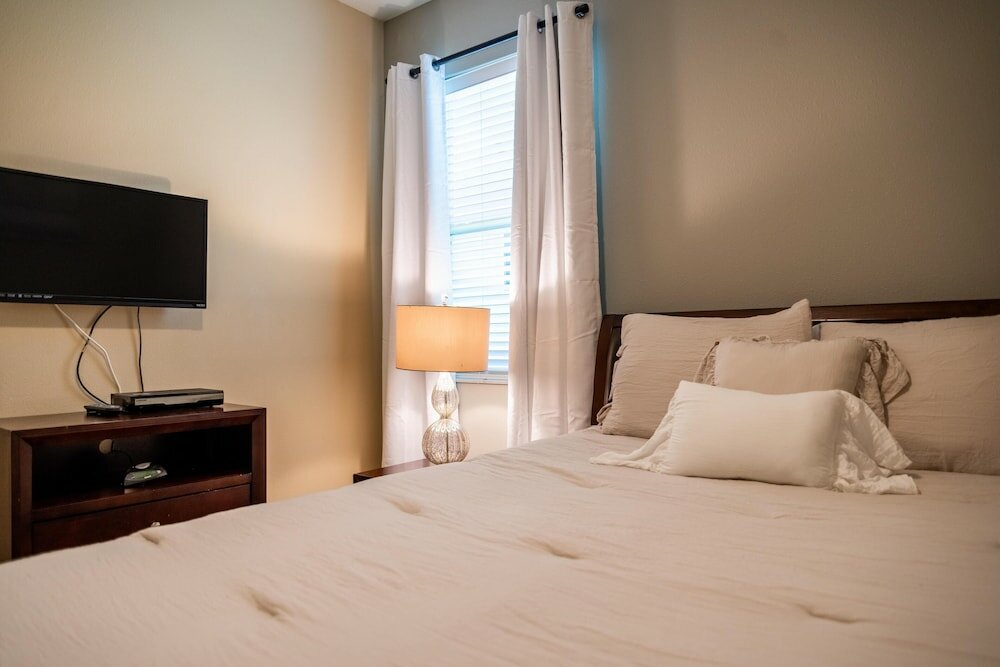 Фото Sunrise Valley Villa by Orlando Short Term