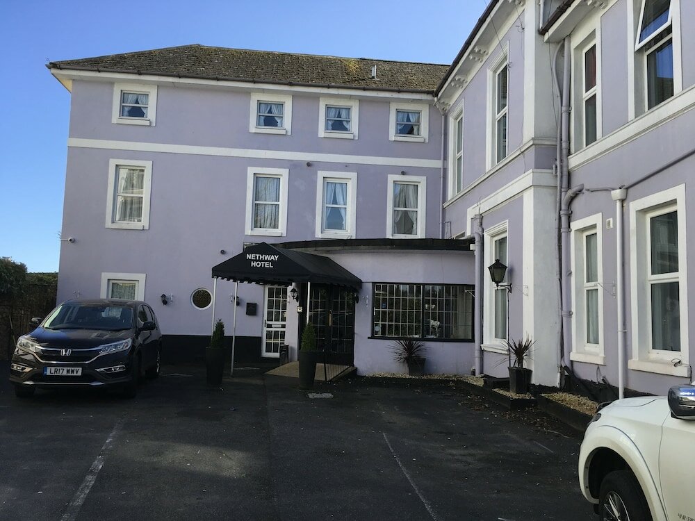 Фото Nethway Hotel