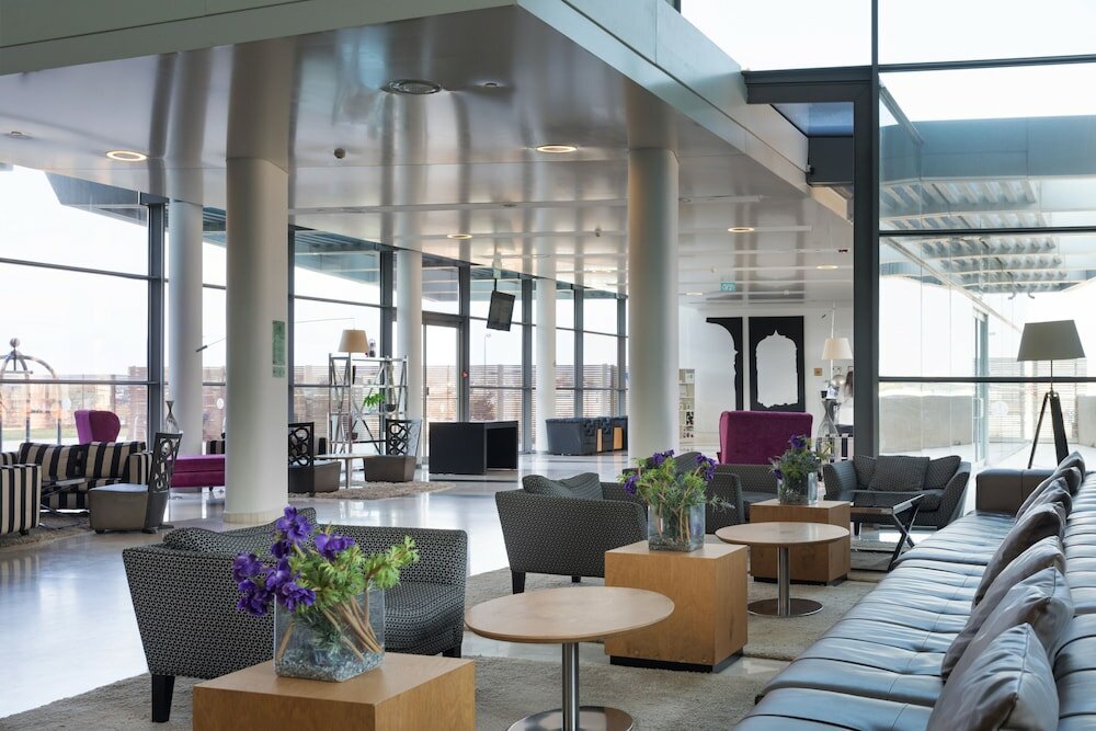 Фото West All Suite