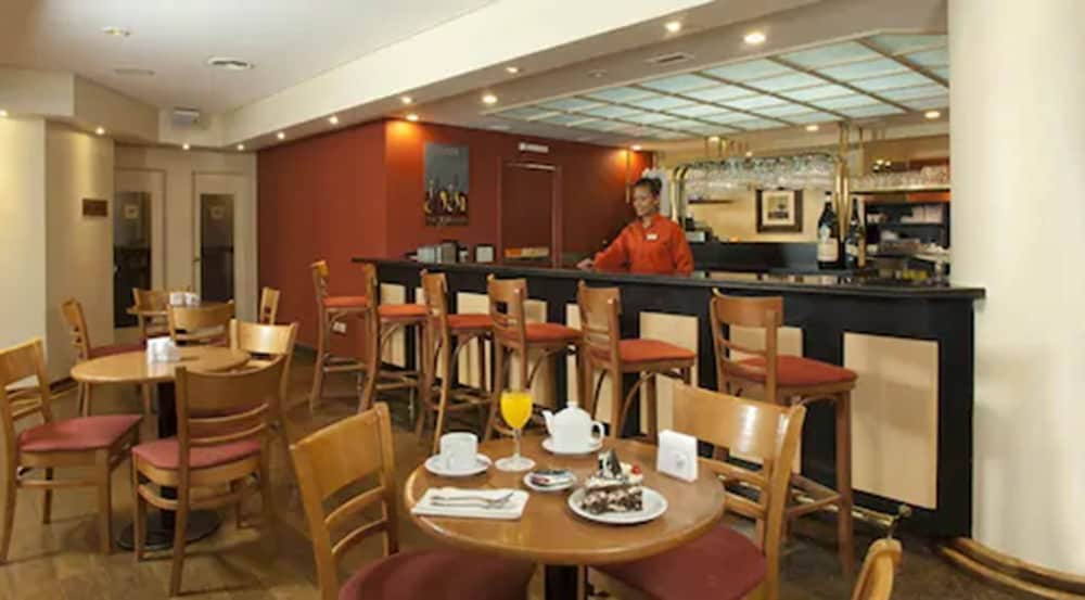 Фото Austral Express