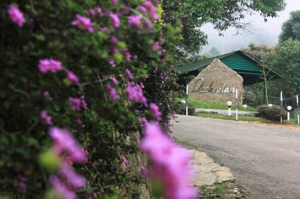 Фото Deshadan Mountain Resort