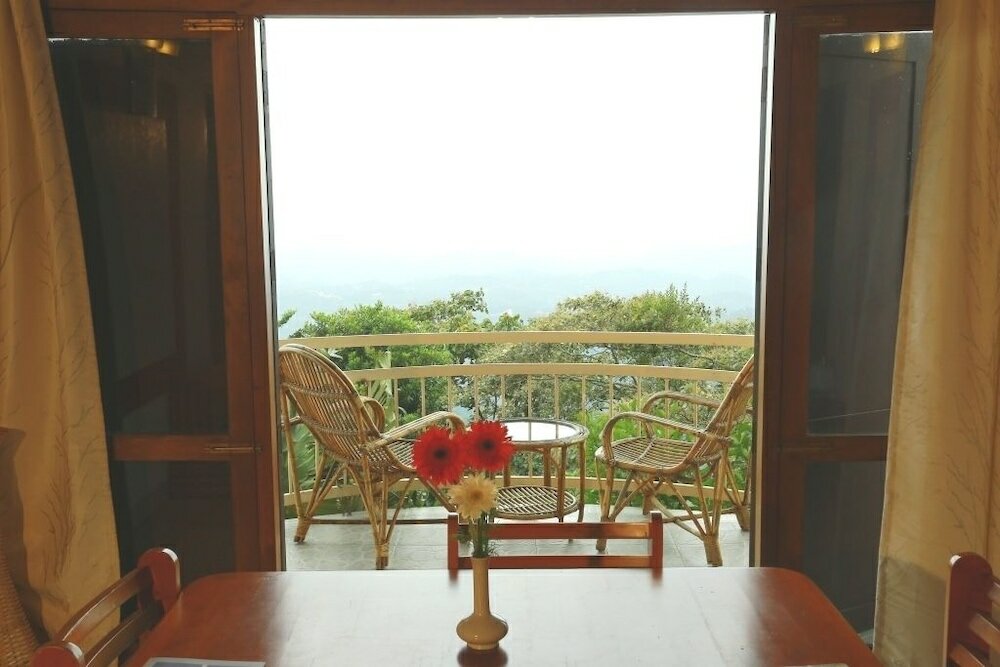 Фото Deshadan Mountain Resort