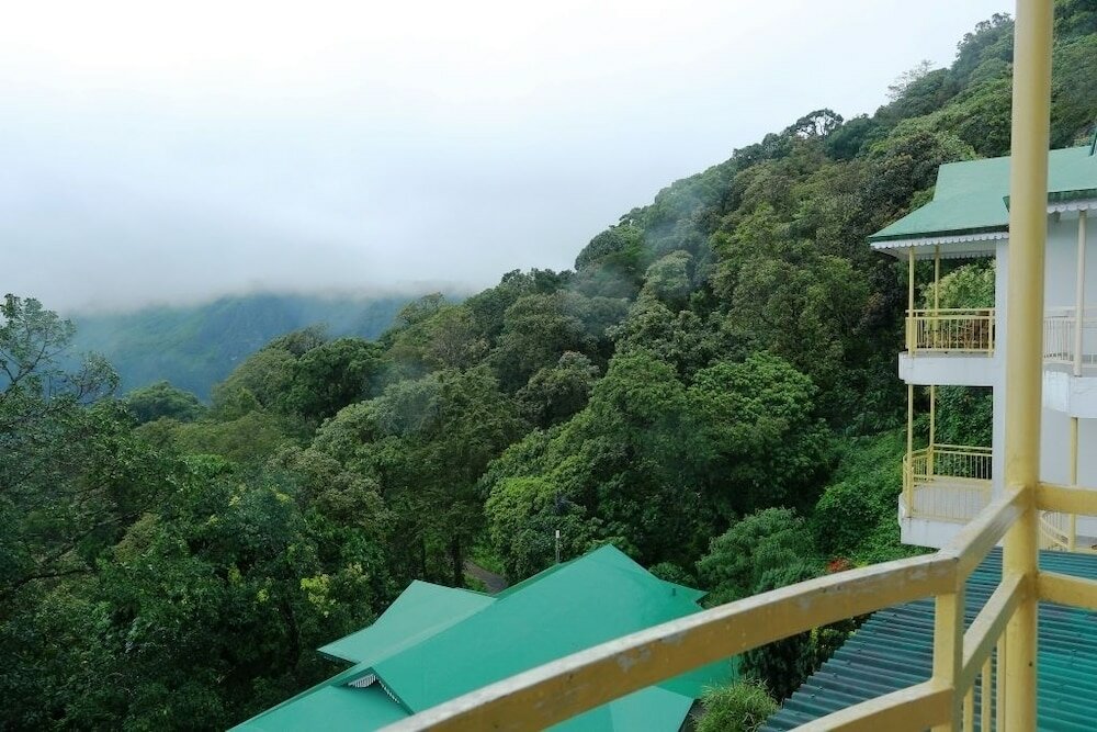 Фото Deshadan Mountain Resort