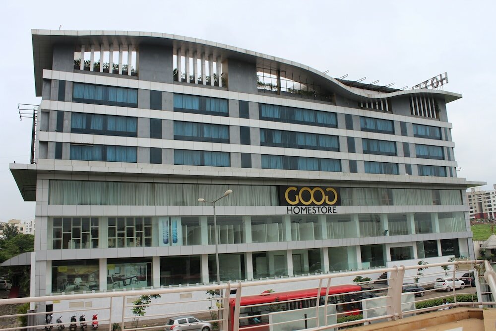 Фото отеля 1