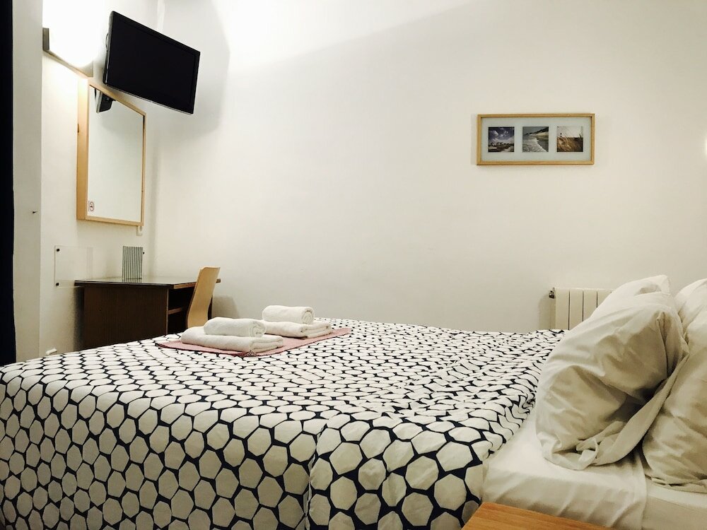 Фото Hotel La Caleta de Tamariu