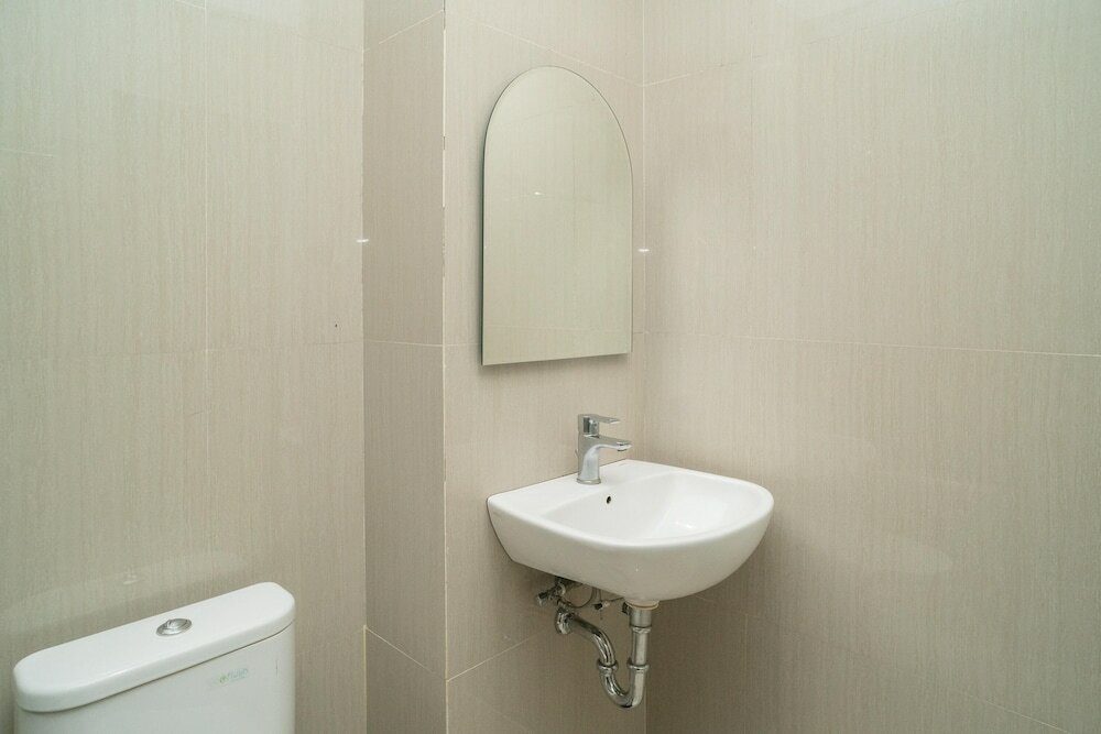 Фото Sans Hotel Kupang Indah Surabaya