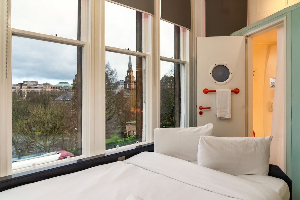 Фото easyHotel Edinburgh