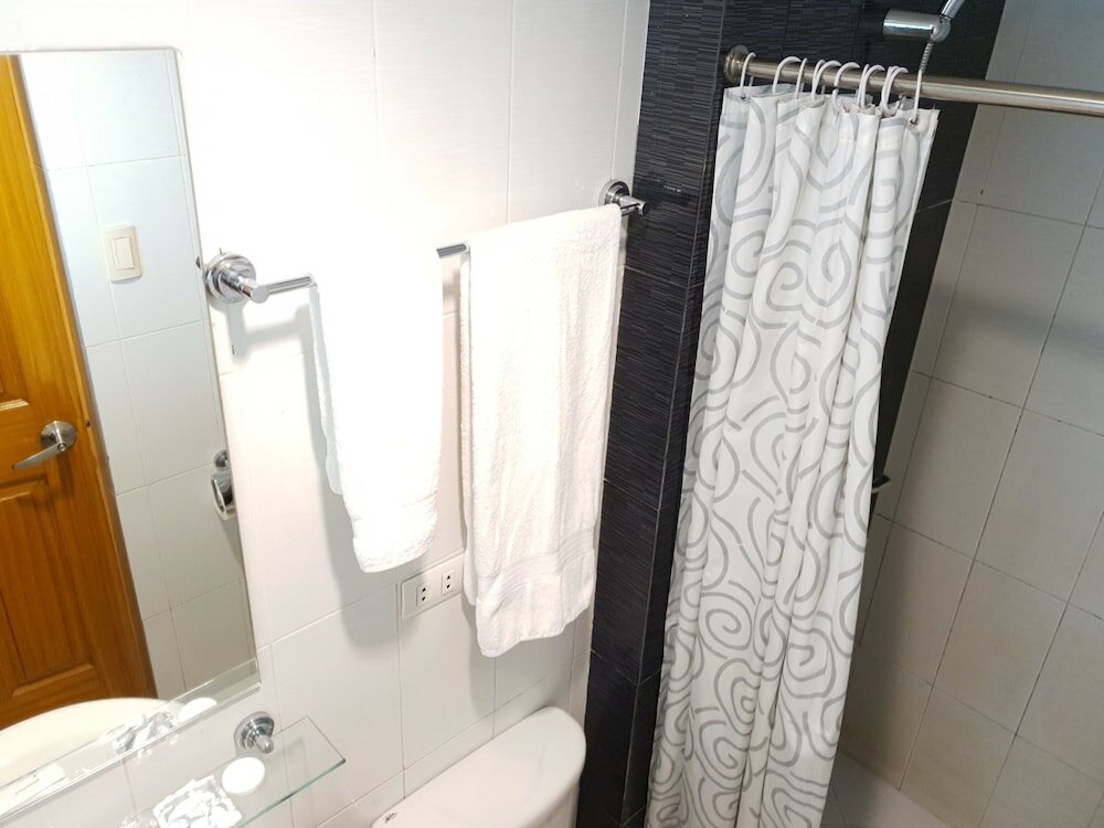 Фото Festive Hotel