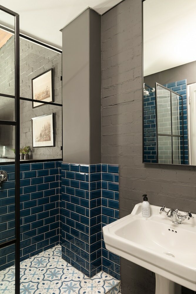 Фото The Old Foundry Hotel