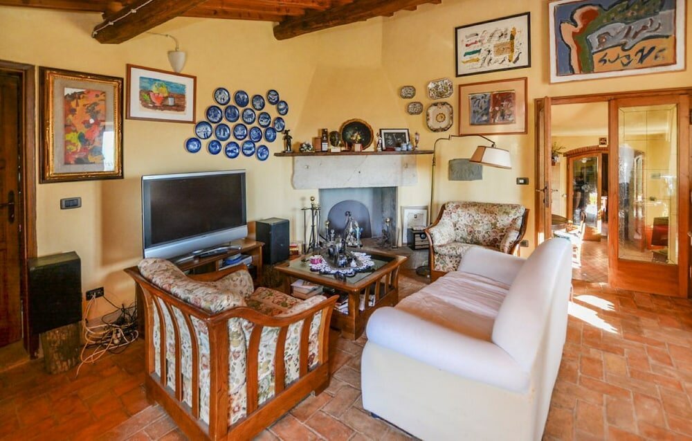 Фото Agriturismo Il Moraiolo